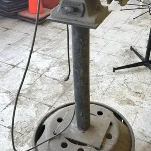 6� Bench Grinder On Pedestal w/ Wheel Base