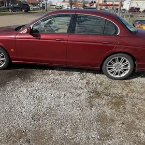 2001 Jaguar S Type 4 door