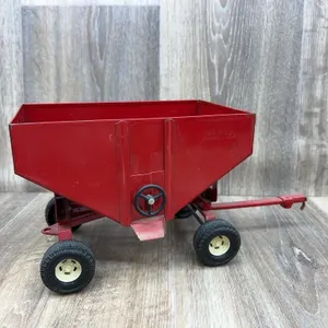 Gravity Wagon ERTL 1:16 Scale