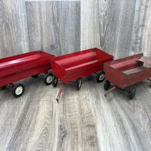 3 Grain Wagons 1:16