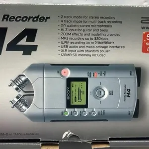 Zoom Handy Recorder with box