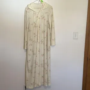Vintage Misses robe