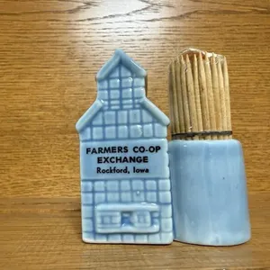 Farmer's Coop toothpick holder