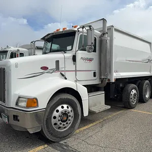 2005 Peterbilt 385 tri-drive quad axle (Unit holds previously Reconstructed title-Truck has been fully repaired & is in complete working condition)