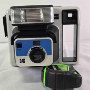 Kodak The Handle Instant Camera w/case