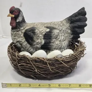 Vintage Mic ceramic hen and eggs figurine