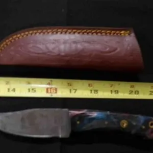 Clip Bladed Knife With Sheath