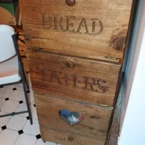 Bread Bin