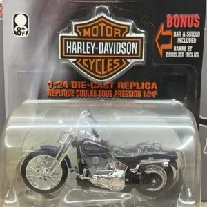 Maisto 1:24 Harley Davidson 2001 FXSTS Springer