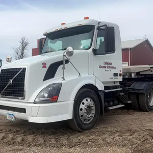 2006 Volvo VNL Semi