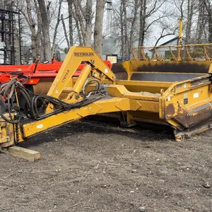 2004 Reynolds 17E10.5 Scraper