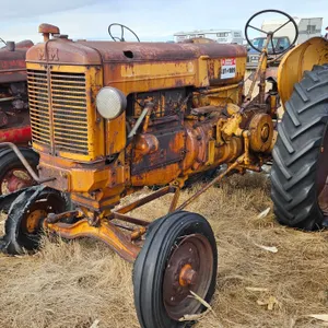 TRACTOR : 1951 Minneapolis Moline : Model Z