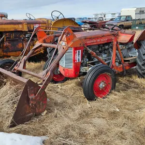 TRACTOR : Ferguson TO-35 Gas Deluxe