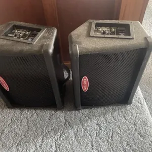 Kustom Speakers