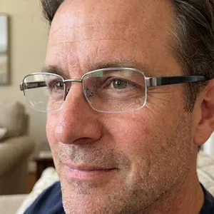 Foster Grant +2.00 Metal Frame Reading Glasses, Set of 3