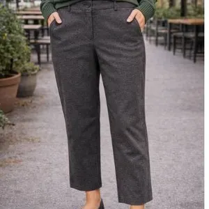 Hilary Radley Women’s Pants – Size 8 – Gray Herringbone Design