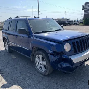 SALVAGE UNIT: 2010 Jeep Patriot 4 Door 4x4 SUV