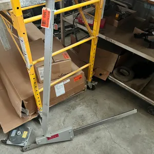 Zeca Hoist