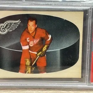 1962 Graded 5 Gordie Howe Parkhurst Hockey Card.