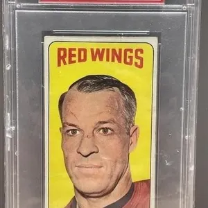 1964 Graded 4 Gordie Howe TOPPS Hockey Card. *DC