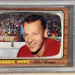 1966 Graded 4 Gordie Howe TOPPS Hockey Card. *DC