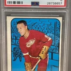 1967 Graded 6 Gordie Howe TOPPS Hockey Card. *DC
