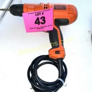 BLACK & DECKER DRILL