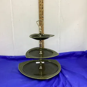 SUNBURST GREEN TIERED DESSERT TRAY
