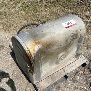 75-Gallon Slip Tank
 UNRESERVED