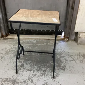 SMALL SIDE TABLE