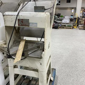 Oliver 797G Bread Slicer
 UNRESERVED