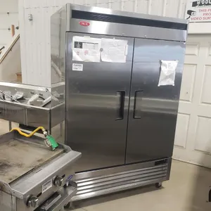 MCK 2-Door Freezer
 UNRESERVED