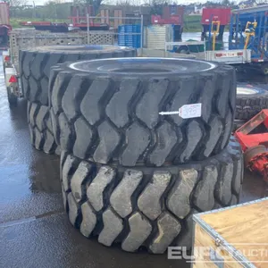 26.5R25 Tyres (4 of) 