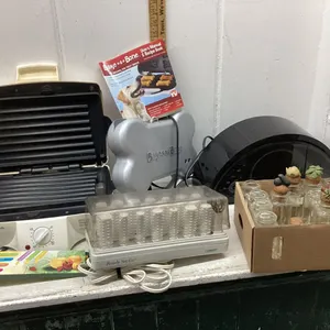 HAMILTON BEACH GRILL, DOG BONE COOKER, MP3 PLAYER, ORGANIZERS, CURLERS,