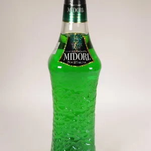Midori/ Melon Liquor/ 750ml/ 20% ABV Note: Alcohol cannot be insured by any courier in Canada. Local