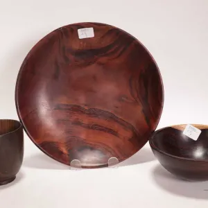 Brian McEvoy, artisan made decorative Goncalo Alves turned wooden bowl, 9 1/2" X 1 1/2" in height. I
