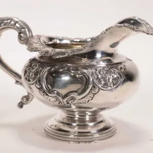 Scottish sterling silver Georgian cream jug made in Edinburgh, dated 1803, with gold wash interior