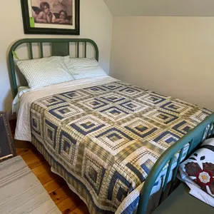 Full Size Bed w/ Green, Metal Frame