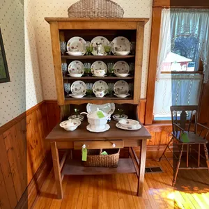 Dining Hutch
