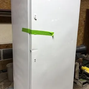 Frigidaire Upright Freezer 
Model FFU21M7HWJ
-