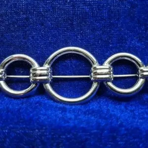 Monet Five Circle Ring Silvertone