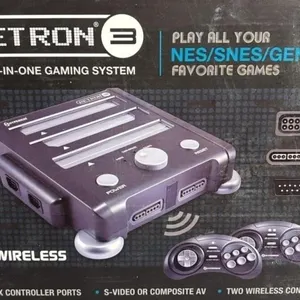 Retron 3 - 3 in 1 Gaming console NES SNES