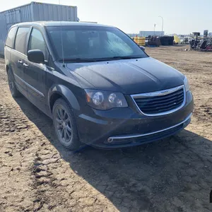 IMPOUND UNIT: 2015 Chrysler Town/Country Van
 UNRESERVED