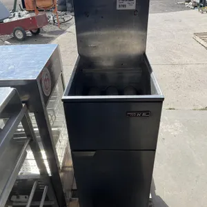 Deep Fryer
 UNRESERVED