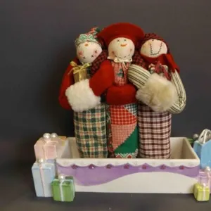 Ceramic Avon Presidents Club Holiday Cracker