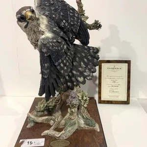FLORENCE ARMANI FIGURES THE HUNT 18 INCH