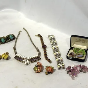 Vintage Rhinestone Large Suite- Flowers And