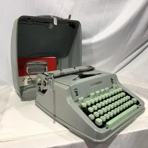 Greek Type Writer