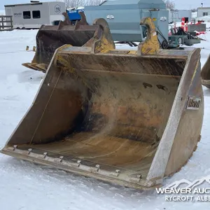 BRANDT 66 IN. CLEAN OUT BUCKET