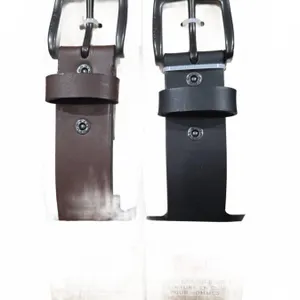 Lot of 2 - Levi's Men's Leather Belts 1x Large brown 1x XL Black